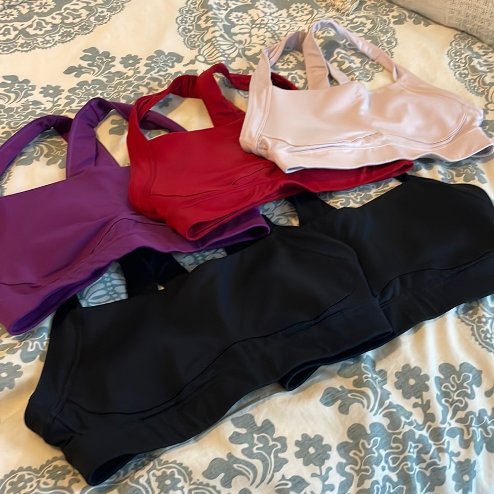 Lot of old navy high support sports bras